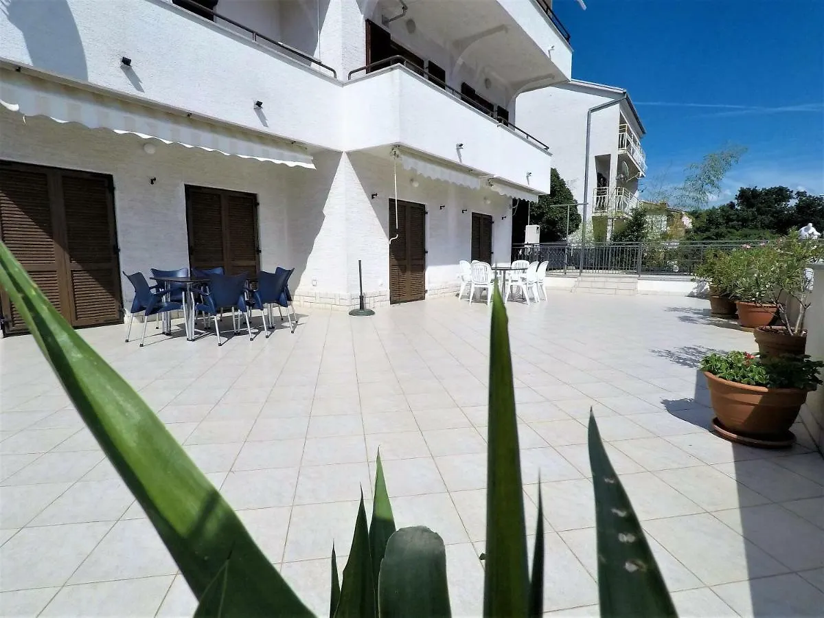 Apartments Hrusta Crikvenica